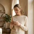 Women's 100% Pure Cashmere Cut-out Crewneck Sweater 4