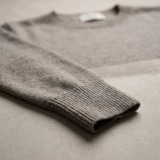 100% Pure Cashmere Women's Crew Neck Sweater thumbnail 6