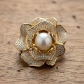Elegant Gold Rose Pearl Brooch with Sparkling Rhinestones for Women 2