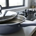 10 inch Low-Smoke Wear-Resistant Integrated Die-Cast Sauté Pan  with Tempered Glass Lid, Compatible with All Stoves 5